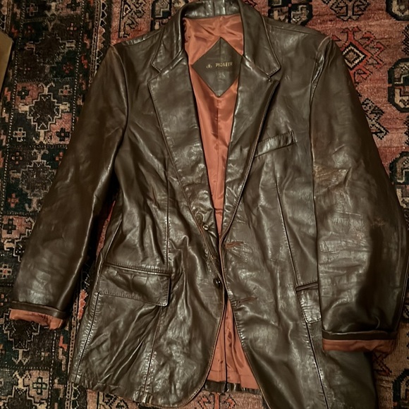 Vintage Oversized Brown Leather Blazer - Picture 3 of 4